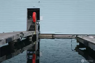 9050 Seward Park Ave S, Seattle, WA 98118 - Photo 12