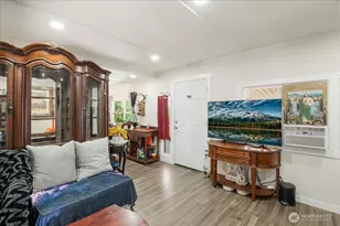 214 Holcomb Ave, Kelso, WA 98626 - Photo 8