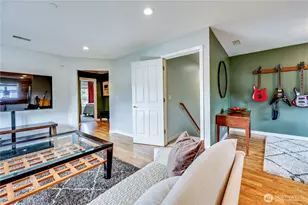 7701 Beacon Pl NE, Bremerton, WA 98311 - Photo 8