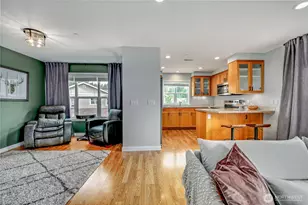 7701 Beacon Pl NE, Bremerton, WA 98311 - Photo 10