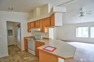 71 SE Lupine Ct, Shelton, WA 98584 - Photo 8