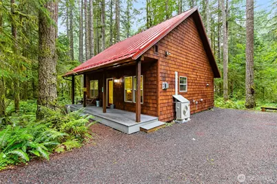 7493 Miller Way, Deming, WA 98244 - Photo 4