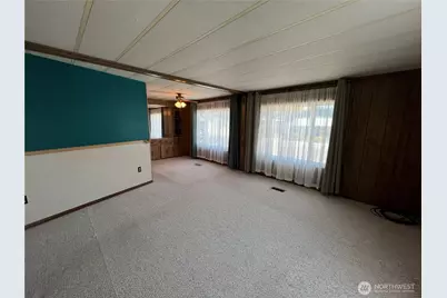 7508 47th Avenue NE #6, Marysville, WA 98270 - Photo 4