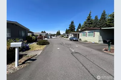 7508 47th Avenue NE #6, Marysville, WA 98270 - Photo 32