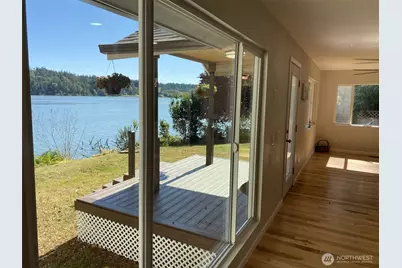 1304 Madrona Beach Road NW, Olympia, WA 98502 - Photo 12