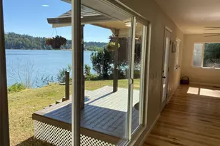 1304 Madrona Beach Rd NW, Olympia, WA 98502 - Photo 12