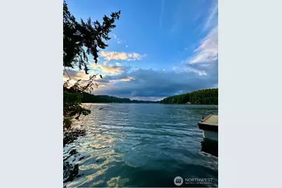 1304 Madrona Beach Road NW, Olympia, WA 98502 - Photo 4