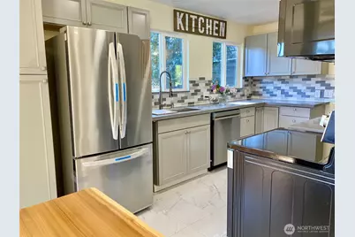 1304 Madrona Beach Road NW, Olympia, WA 98502 - Photo 10