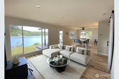 1304 Madrona Beach Road NW, Olympia, WA 98502 - Photo 2