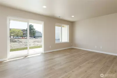 921 W Ted Yao Way, Moses Lake, WA 98837 - Photo 10