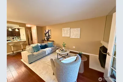 7600 SE 29th St #501, Mercer Island, WA 98040 - Photo 4