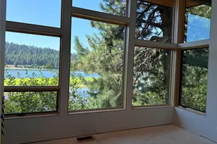 300 Cedar Ln, Newport, WA 99156 - Photo 8