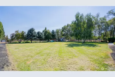 7887 Dahl Road NE, Moses Lake, WA 98837 - Photo 12