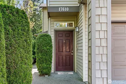 17610 134th Lane SE, Renton, WA 98058 - Photo 2