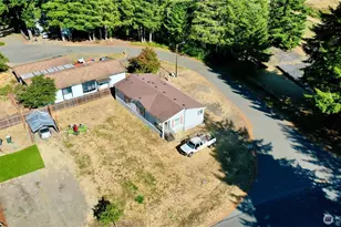 21 SE Iris Pl, Shelton, WA 98584 - Photo 6