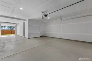 20334 146th St Ct E, Bonney Lake, WA 98391 - Photo 32