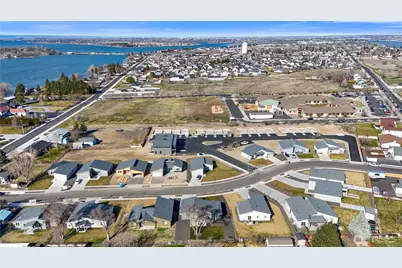 527 S Dorsing Street, Moses Lake, WA 98837 - Photo 12