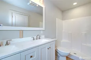 442 Washington St, Woodland, WA 98674 - Photo 20