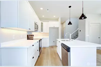 442 Washington Street, Woodland, WA 98674 - Photo 14