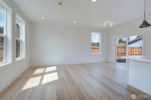 442 Washington St, Woodland, WA 98674 - Photo 10