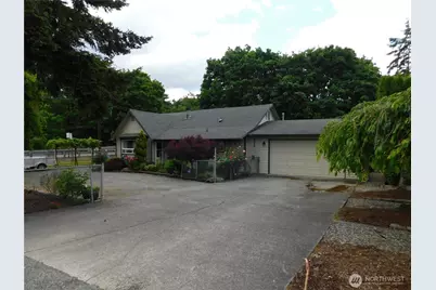 25003 16th Avenue S, Des Moines, WA 98198 - Photo 2