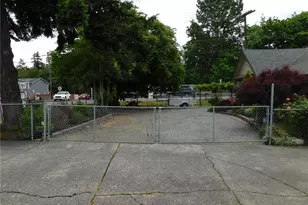 25003 16th Ave S, Des Moines, WA 98198 - Photo 4