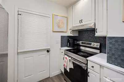 3633 E J Street, Tacoma, WA 98404 - Photo 4