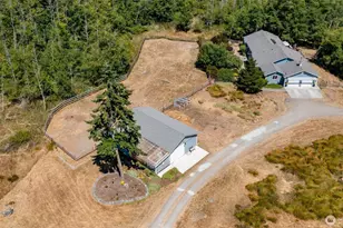 421 Coddington Rd, Coupeville, WA 98239 - Photo 2