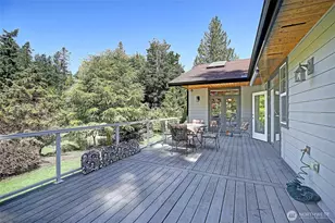 628 N Sunset Dr, Camano Island, WA 98282 - Photo 16