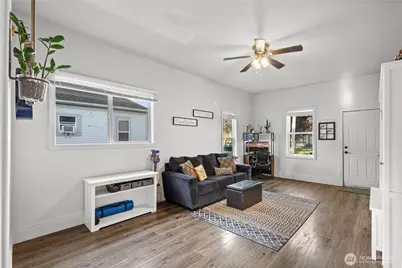 206 S Baker Street, Mount Vernon, WA 98273 - Photo 8