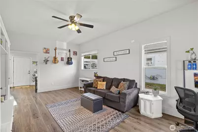 206 S Baker Street, Mount Vernon, WA 98273 - Photo 6