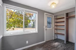 354 SW 10th St, Chehalis, WA 98532 - Photo 4