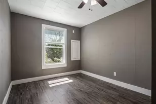 354 SW 10th St, Chehalis, WA 98532 - Photo 10