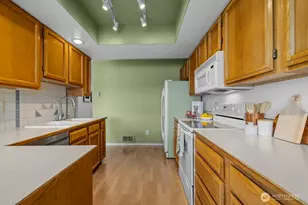 920 East Bay Drive Northeast, Olympia, WA 98506 - Photo 14