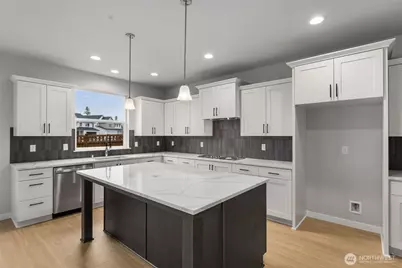 20328 146th Street Ct E #704, Bonney Lake, WA 98391 - Photo 16