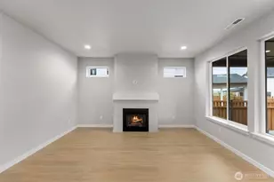 20328 146th St Ct E, Bonney Lake, WA 98391 - Photo 10