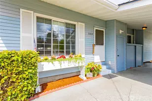 2209 Golf Club Rd SE, Lacey, WA 98503 - Photo 2