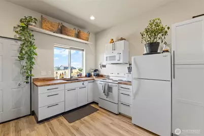 38220 Fitness Lane E, Davenport, WA 99122 - Photo 16