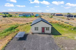 38220 Fitness Ln E, Davenport, WA 99122 - Photo 6