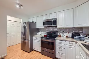 1131 115th St SW, Everett, WA 98204 - Photo 4