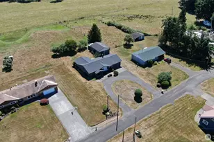 1655 Wheaton St, Raymond, WA 98577 - Photo 24