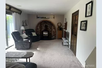 1655 Wheaton Street, Raymond, WA 98577 - Photo 8