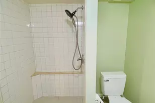 15460 65th Ave S, Tukwila, WA 98188 - Photo 14