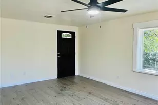 15460 65th Ave S, Tukwila, WA 98188 - Photo 2