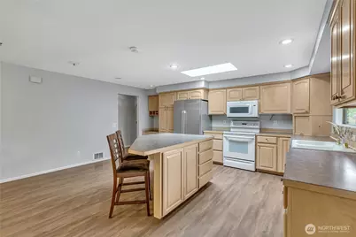 3409 99th Avenue E, Edgewood, WA 98371 - Photo 6