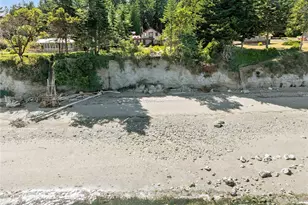 372 Schwartz Rd, Nordland, WA 98358 - Photo 2