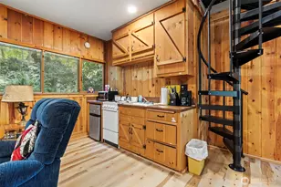 835 Christenson Rd, Greenbank, WA 98253 - Photo 16