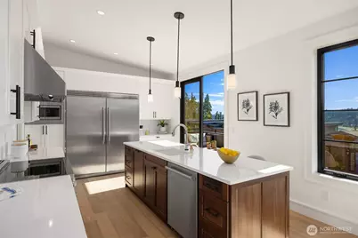 4869 Rosalind Road NE, Bainbridge Island, WA 98110 - Photo 12