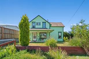 806 California St, Raymond, WA 98577 - Photo 1