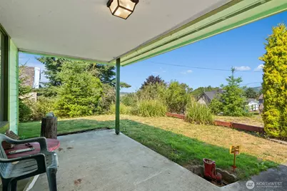 806 California Street, Raymond, WA 98577 - Photo 1